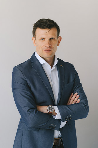 Piotr BłaszczykCorporate Finance Director